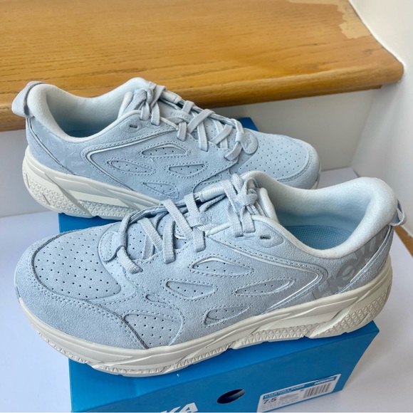 NWT Hoka One One Clifton L Suede in Country Air / Bit of Blue Unisex - Picture 9 of 15
